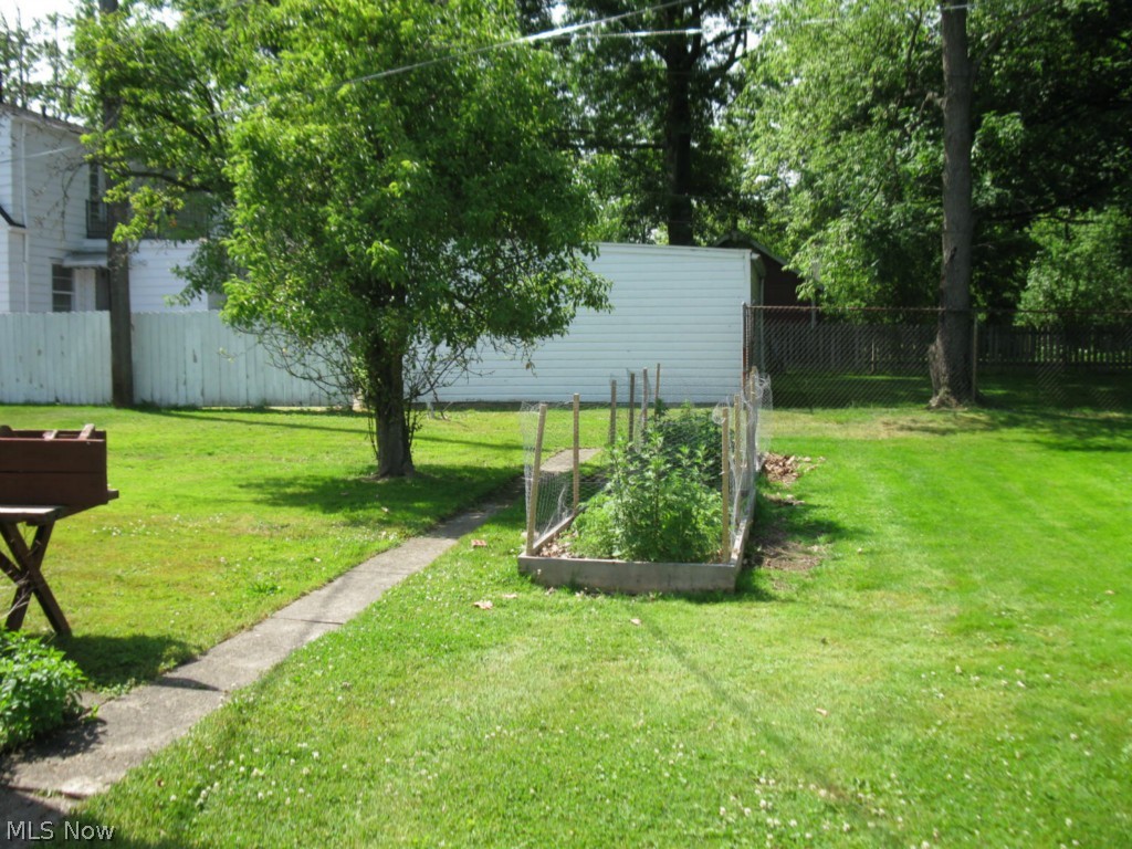 4562 Rushton Road South Euclid, OH 44121 - Photo 13 of 13