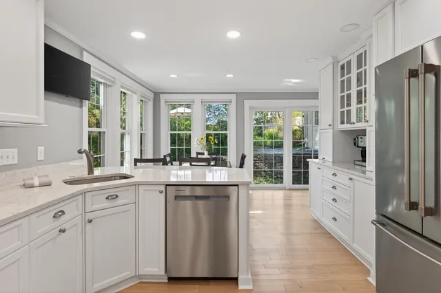 $1,245,000 | 6 Highland Street, Portland, ME 04102