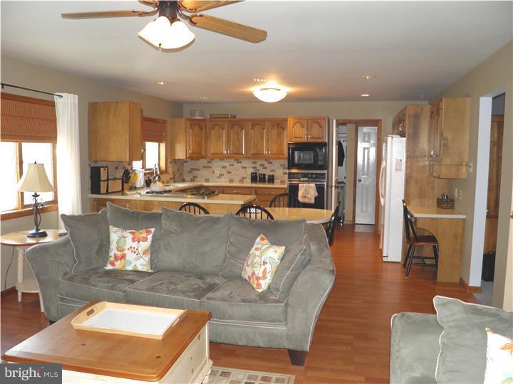 109 Salina Road Sewell, NJ 08080 - Photo 6 of 25 Family Room