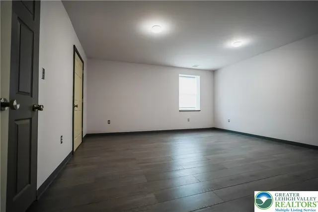 $2,000 | 335 Walnut Drive, Unit 1, Northampton, PA 18067