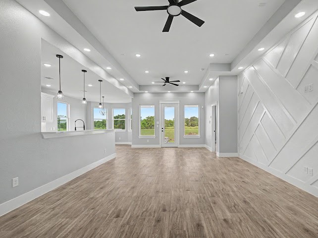 1220 Appaloosa Circle Angleton, TX 77515 - Photo 13 of 31 Living Room