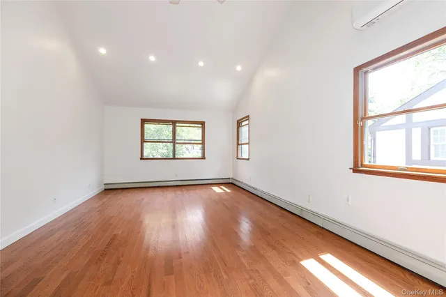 $1,588,000 | 73 Jayson Avenue, Great Neck, NY 11021