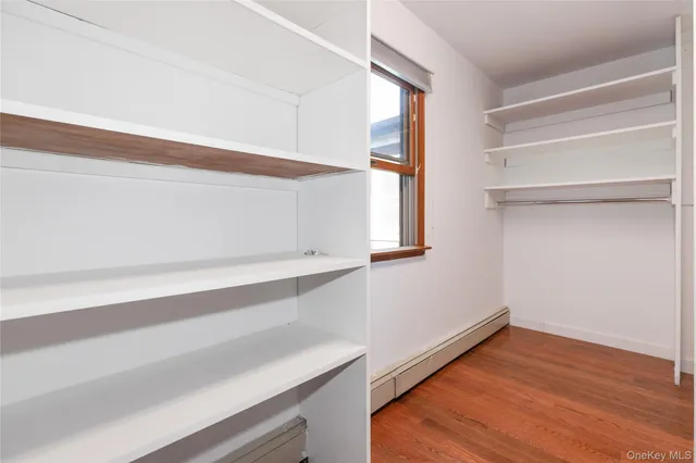 $1,588,000 | 73 Jayson Avenue, Great Neck, NY 11021