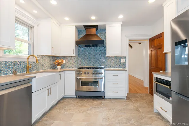 $1,588,000 | 73 Jayson Avenue, Great Neck, NY 11021