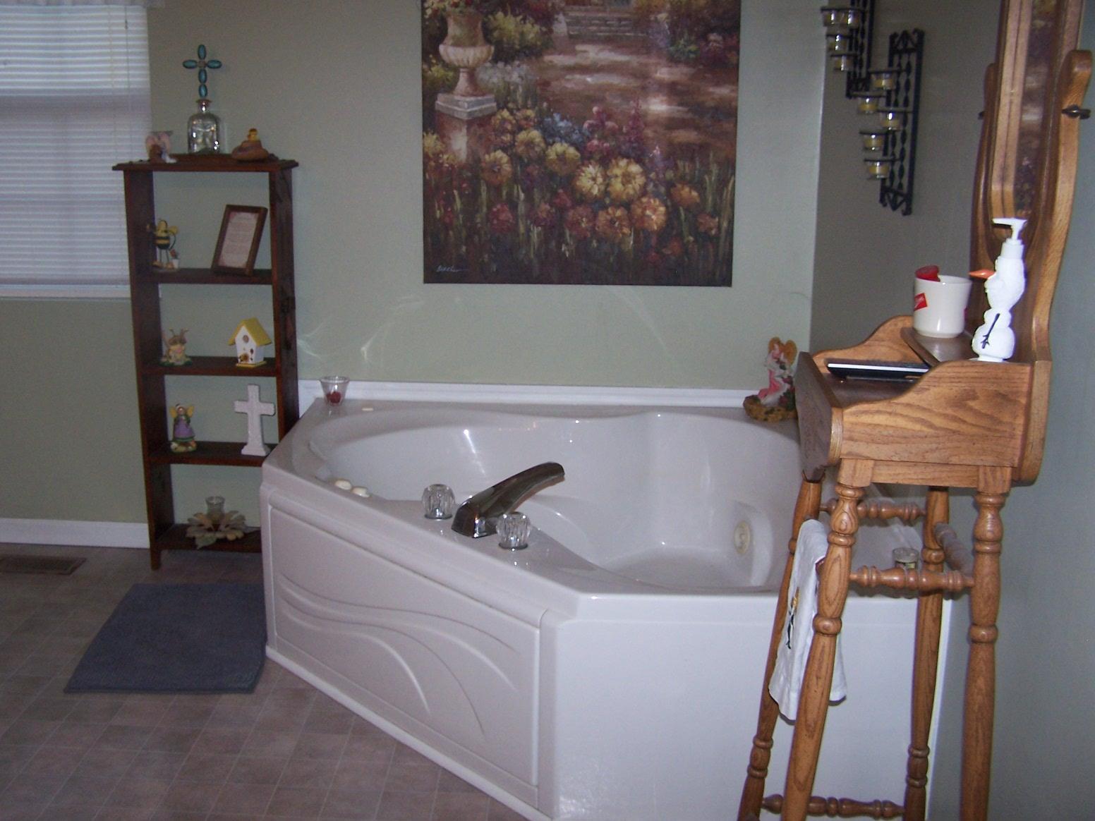 1990 Nancy Green Ridge Road Prospect, TN 38477 - Photo 14 of 28 Whirlpool