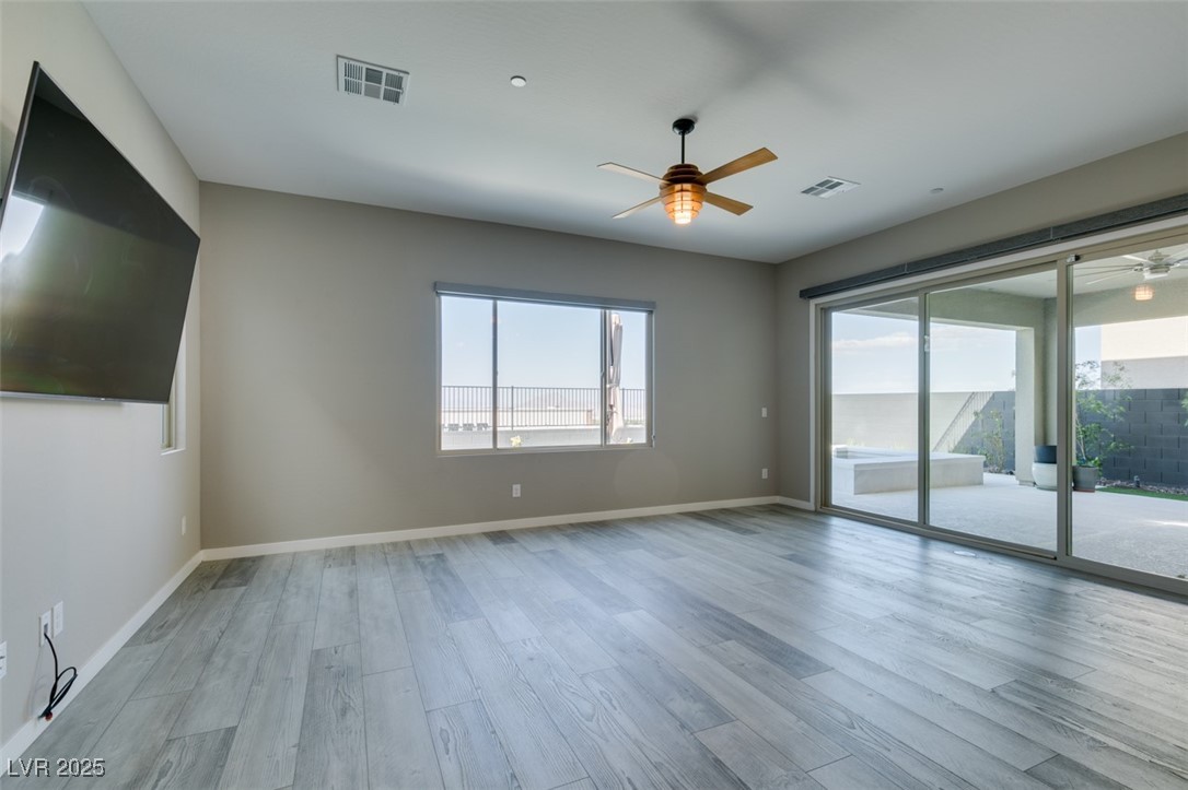 2162 Sunset Valley Street Henderson, NV 89052 - Photo 13 of 49