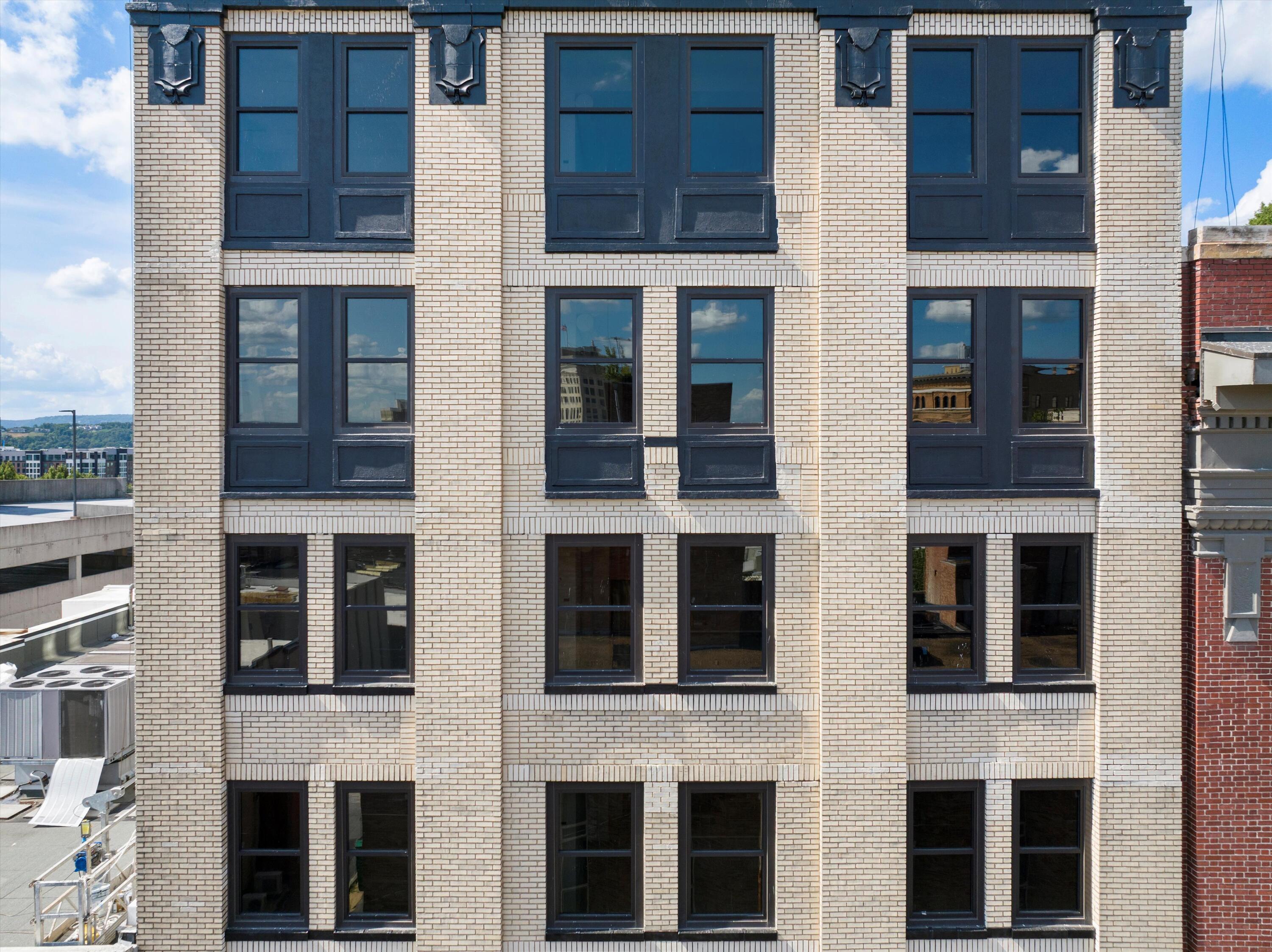 117 East 7th Street, Unit 710E Chattanooga, TN 37402 - Photo 24 of 29 24-DJI_20250716164717_0668_D