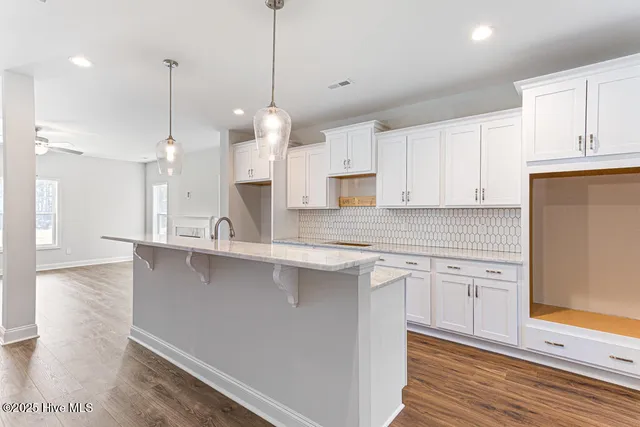 $495,000 | 3 Vineyard Place, Jackson Springs, NC 27281