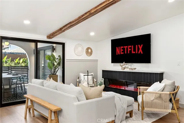 $1,388,000 | 10821 Rustic Lane, Anaheim, CA 92804