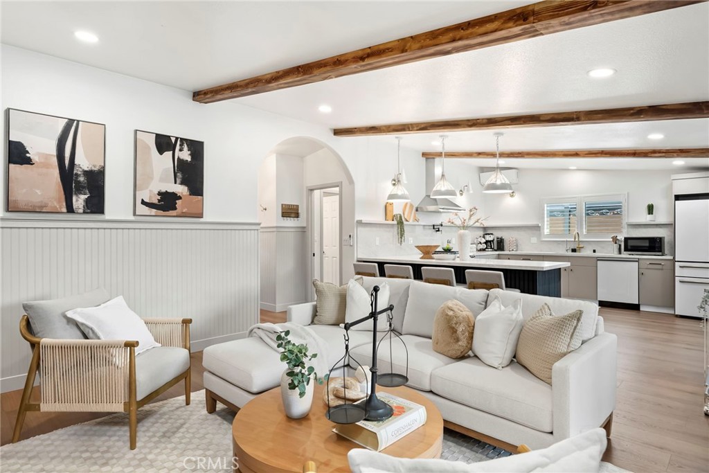 10821 Rustic Lane Anaheim, CA 92804 - Photo 3 of 60