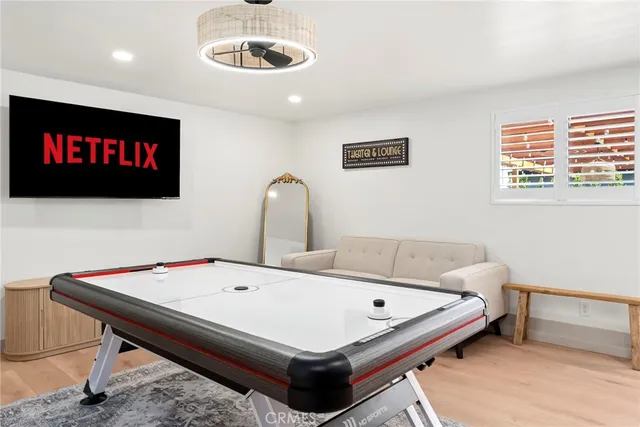 a view of house with outdoor seating space