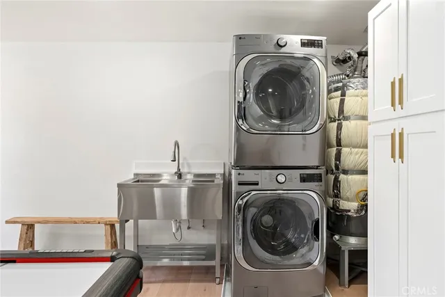 $1,388,000 | 10821 Rustic Lane, Anaheim, CA 92804