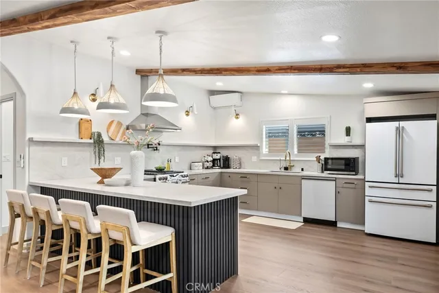 $1,388,000 | 10821 Rustic Lane, Anaheim, CA 92804