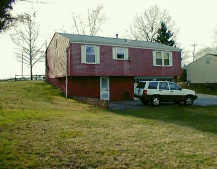 245 East Union Road Cheswick, PA 15024 - Photo 7 of 8 Patio/Deck.
