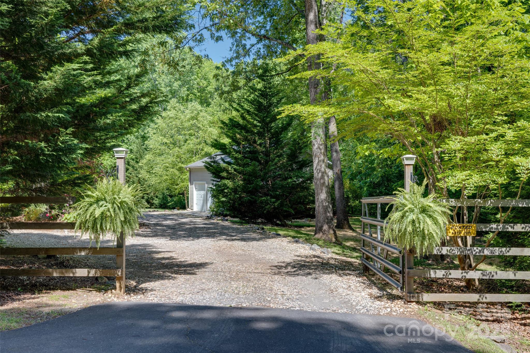 3243 Farmcrest Court Fort Mill, SC 29708 - Photo 41 of 45 a view of outdoor space and yard