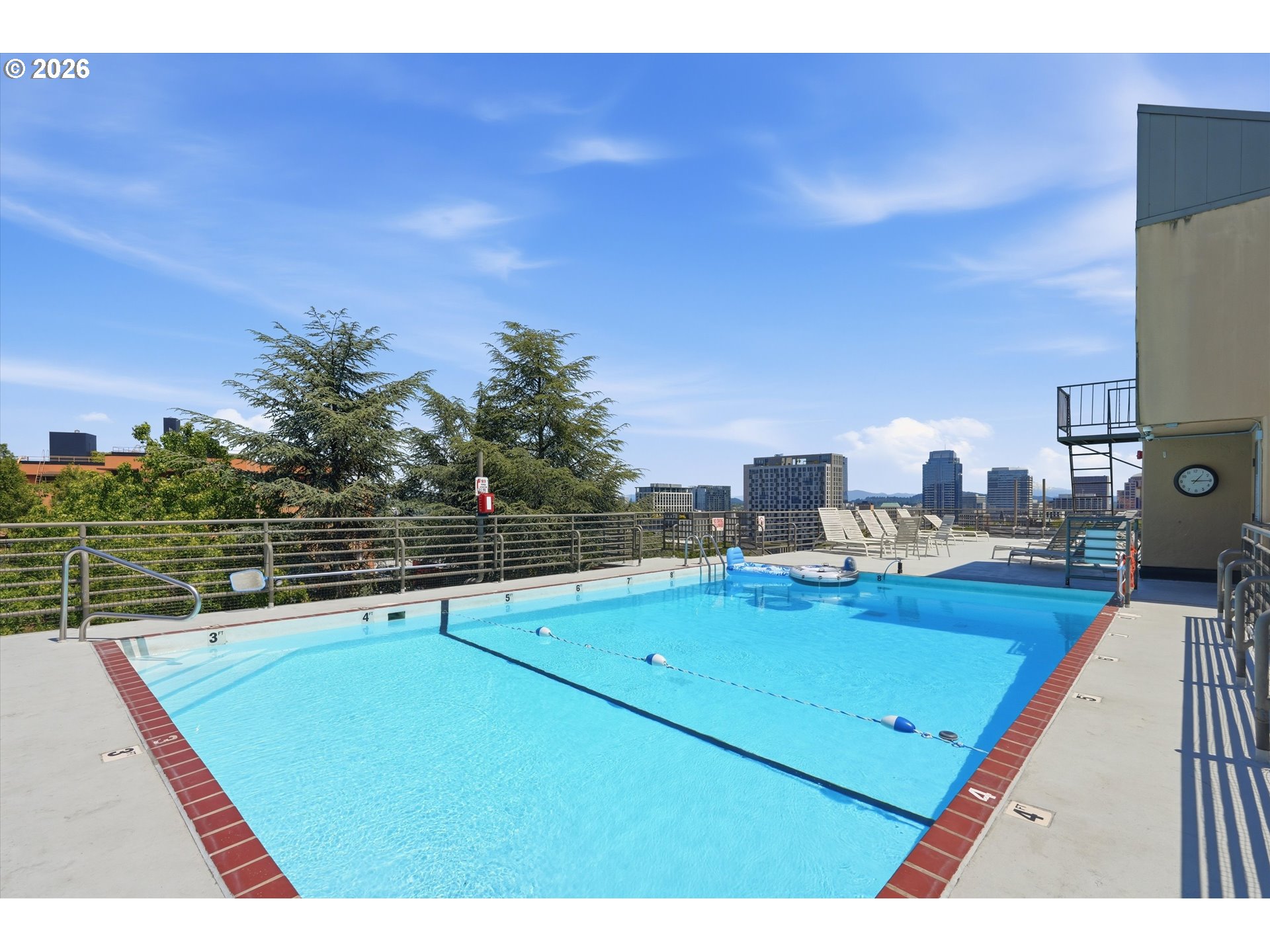 2021 Southwest Main Street, Unit 41 Portland, OR 97205 - Photo 29 of 46