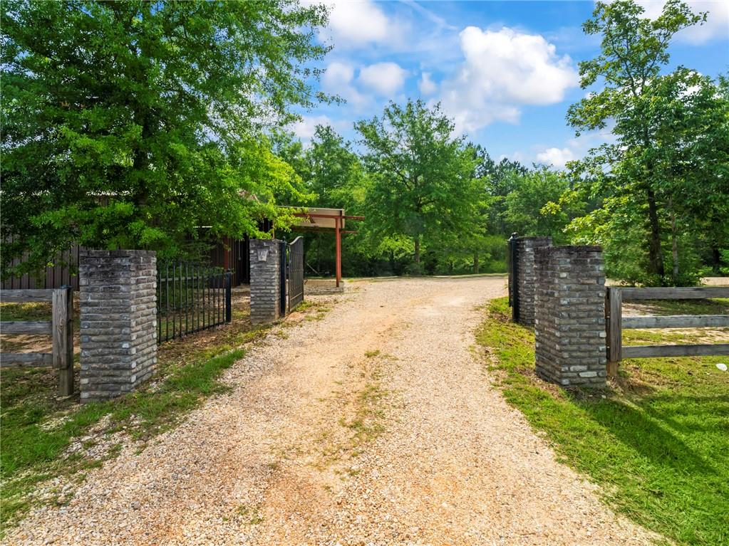 30338 H H Williams Road Angie, LA 70426 - Photo 3 of 34