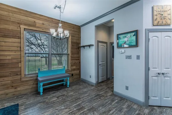 a view of front door with entryway