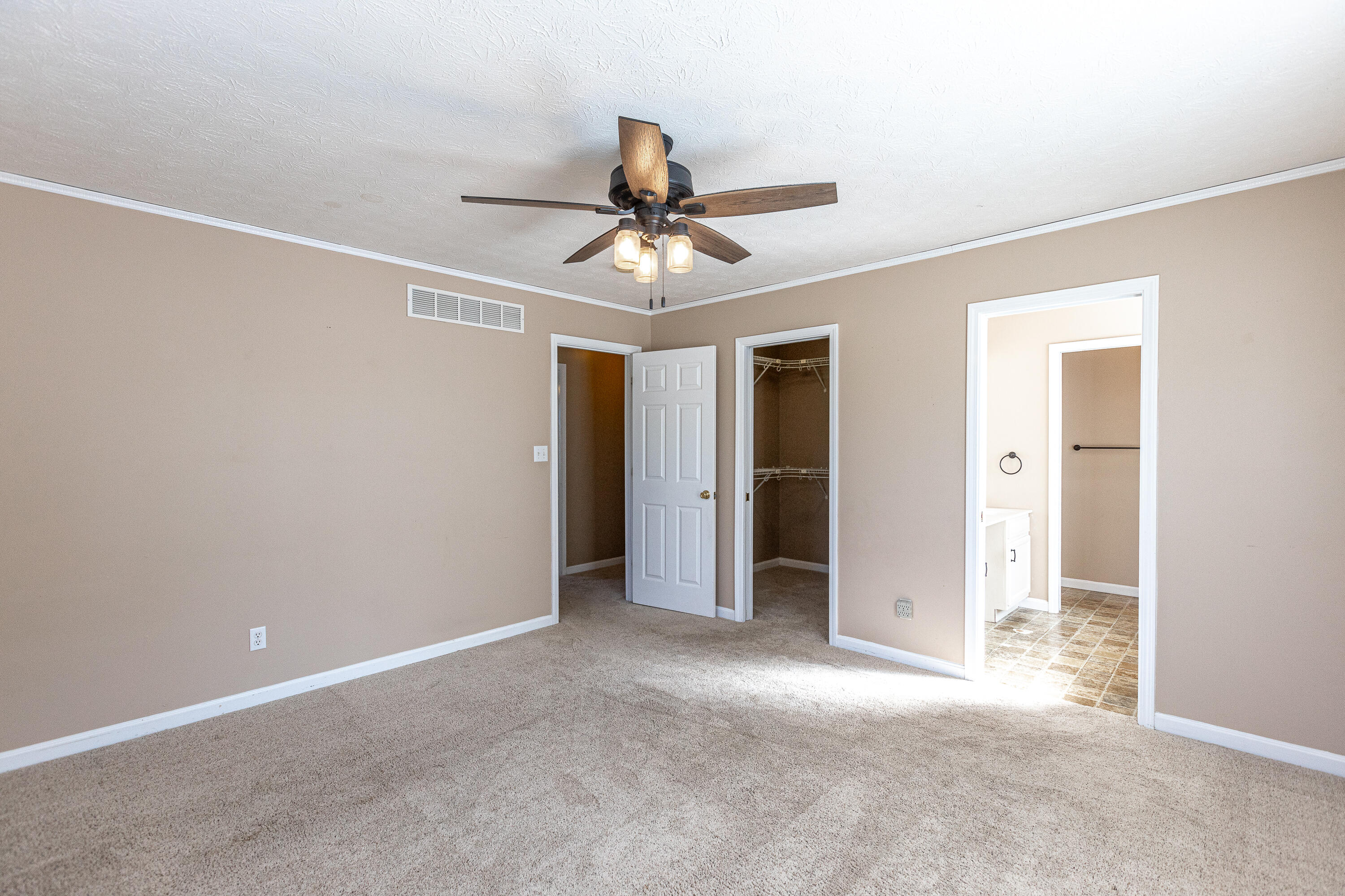 1897 Quarry Road Danville, KY 40422 - Photo 15 of 44 B-20