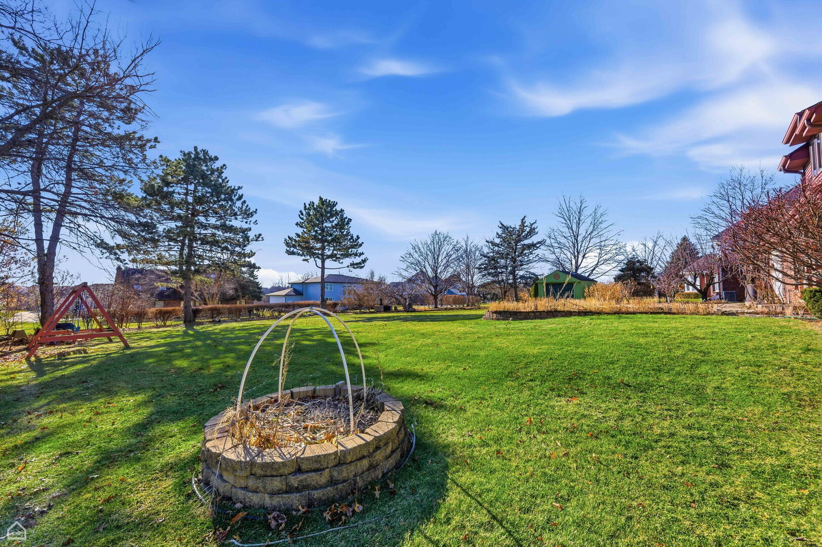 13725 Kit Lane Lemont, IL 60439 - Photo 25 of 61 a swimming pool with outdoor seating and entertaining space