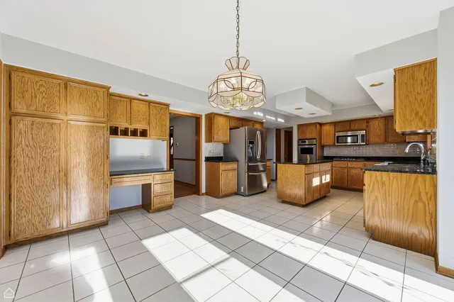 $699,900 | 13725 Kit Lane, Lemont, IL 60439