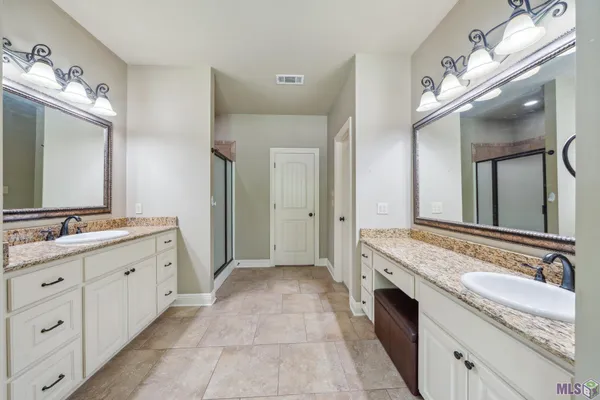 $365,000 | 30979 Ridgeway Drive, Walker, LA 70785