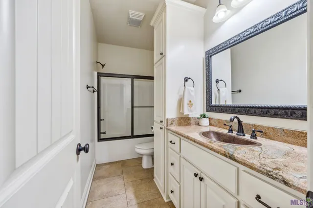 $365,000 | 30979 Ridgeway Drive, Walker, LA 70785