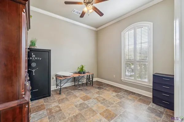 $365,000 | 30979 Ridgeway Drive, Walker, LA 70785