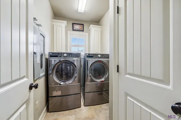 $365,000 | 30979 Ridgeway Drive, Walker, LA 70785