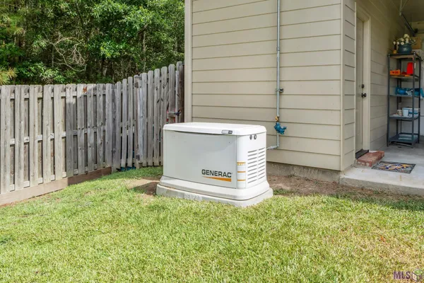 $365,000 | 30979 Ridgeway Drive, Walker, LA 70785