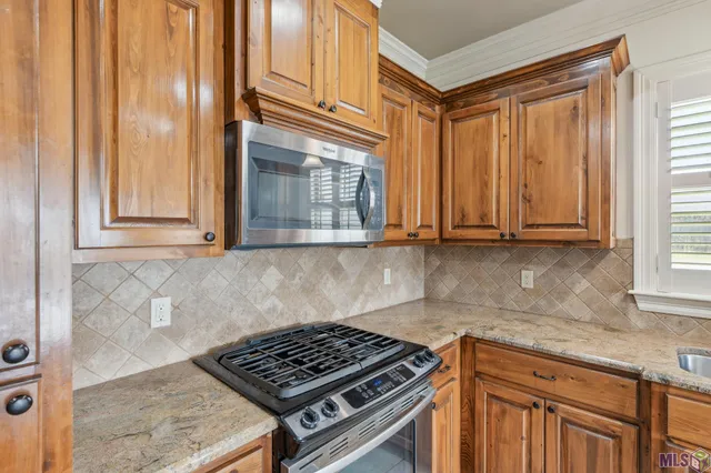 $365,000 | 30979 Ridgeway Drive, Walker, LA 70785