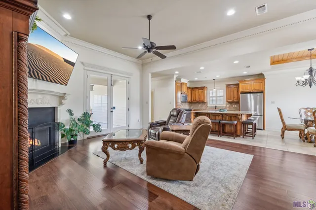 $365,000 | 30979 Ridgeway Drive, Walker, LA 70785