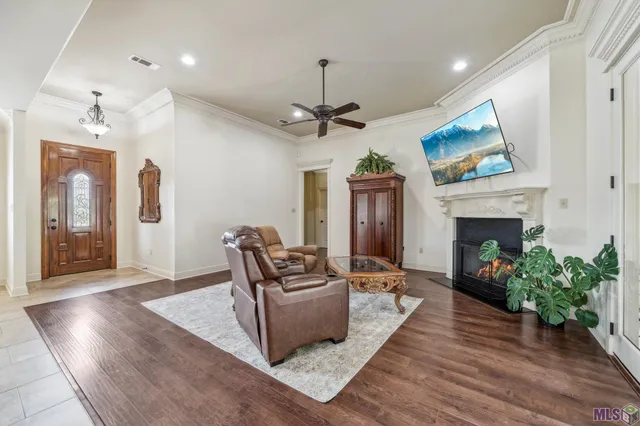 $365,000 | 30979 Ridgeway Drive, Walker, LA 70785