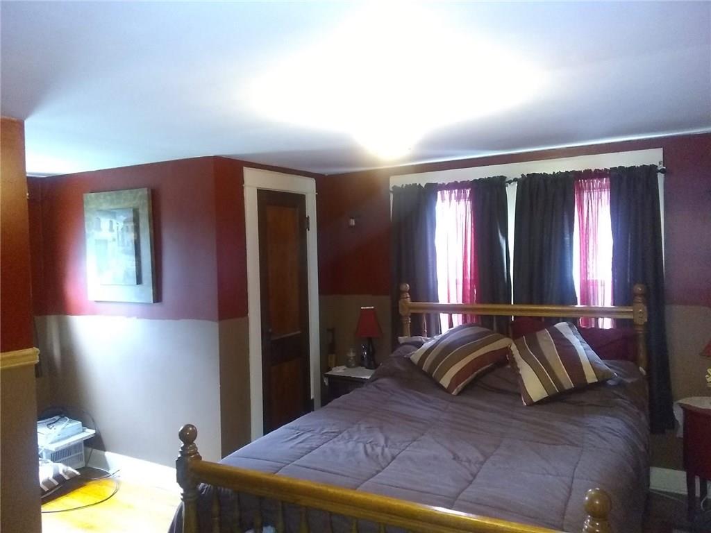 808 North Liberty Road Grove City, PA 16127 - Photo 14 of 17 MASTER BEDROOM