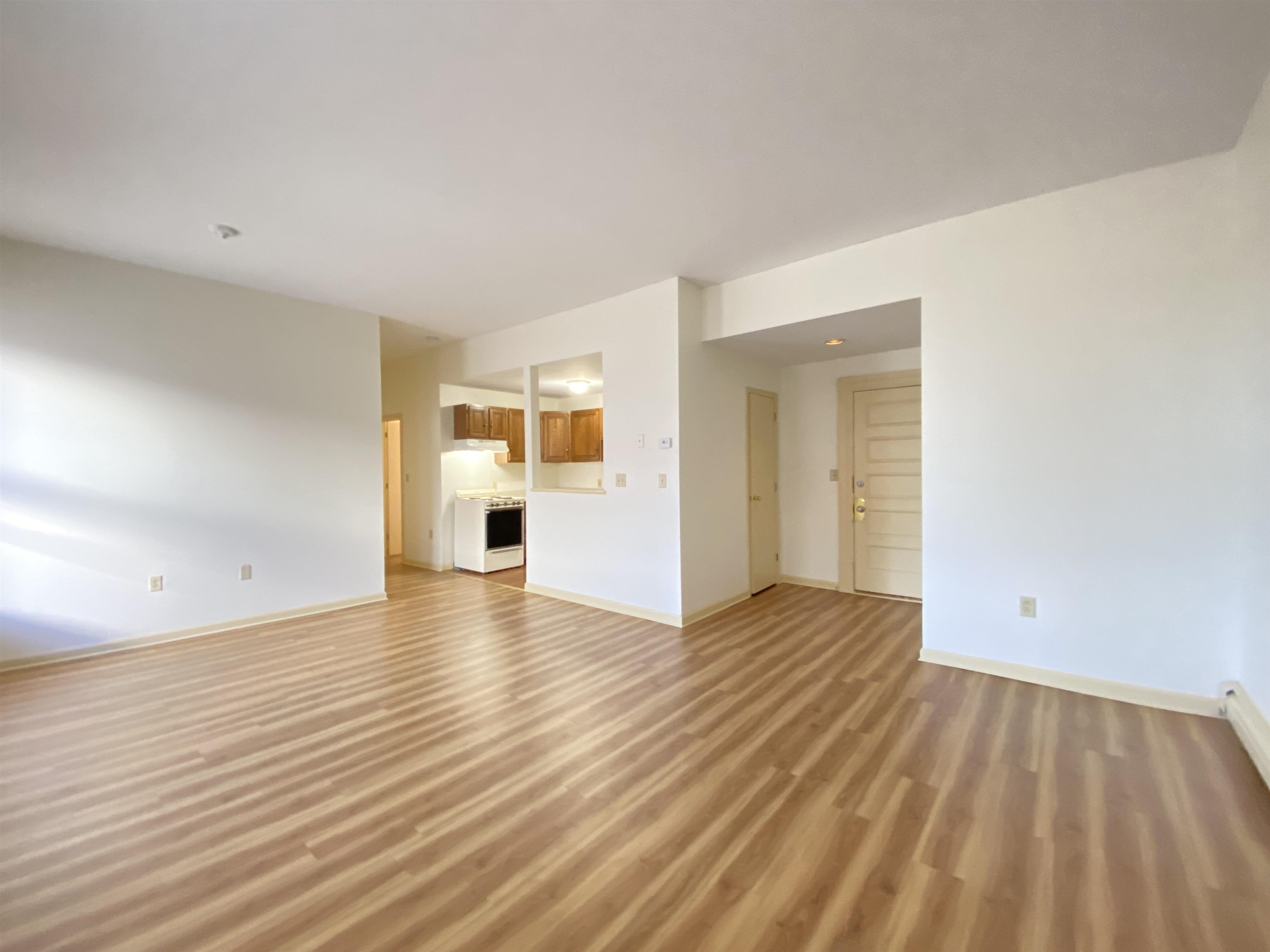 124 Orange Street, Unit 302 Manchester, NH 03104 - Photo 14 of 32