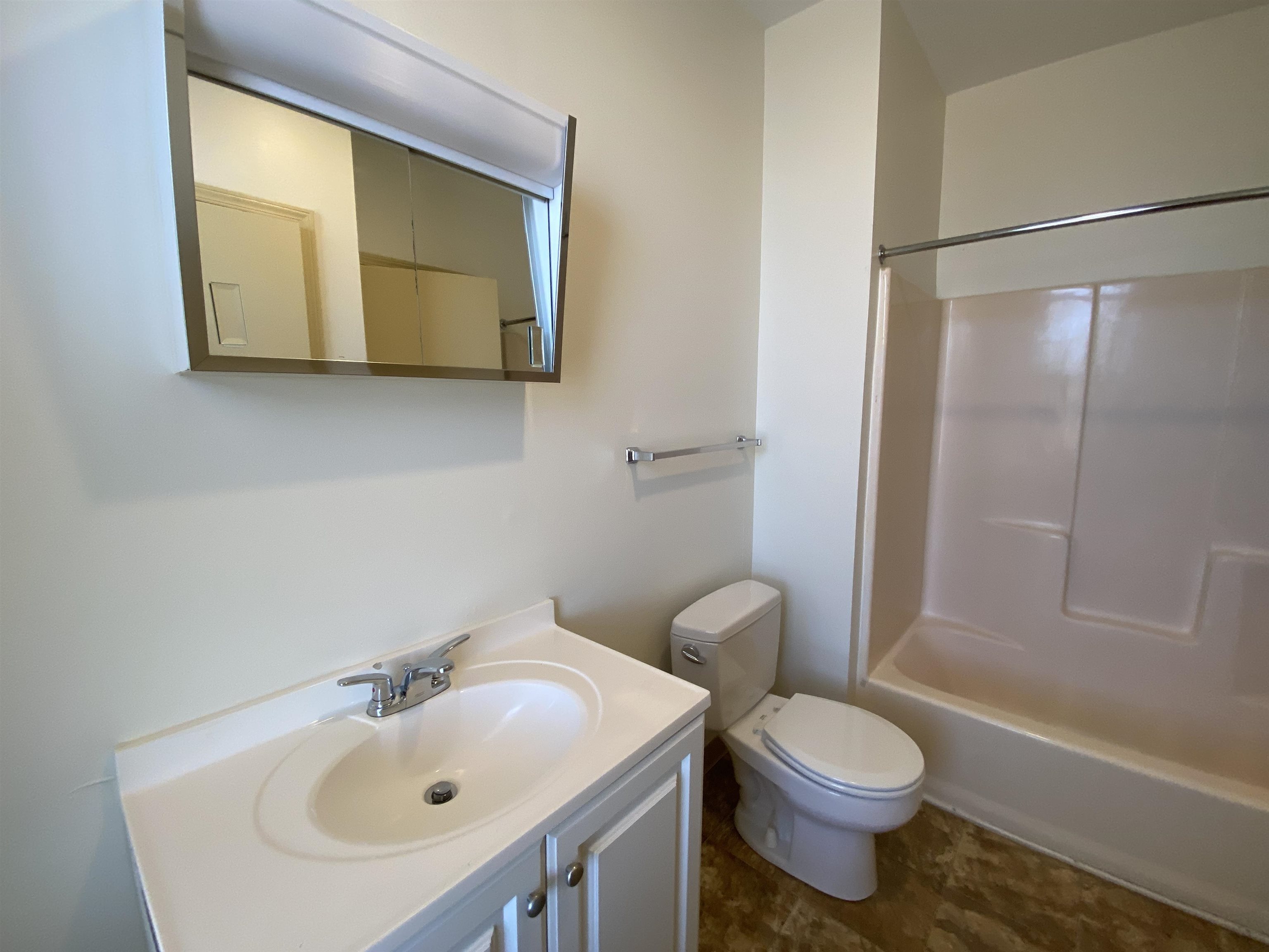 124 Orange Street, Unit 302 Manchester, NH 03104 - Photo 21 of 32