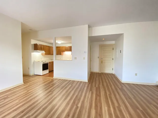 $1,439 | 124 Orange Street, Unit 302, Manchester, NH 03104