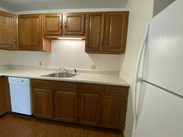 $1,439 | 124 Orange Street, Unit 302, Manchester, NH 03104