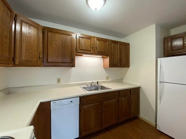 $1,439 | 124 Orange Street, Unit 302, Manchester, NH 03104