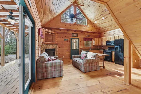 $279,900 | 105 Cozy Pne Lane, Murphy, NC 28906