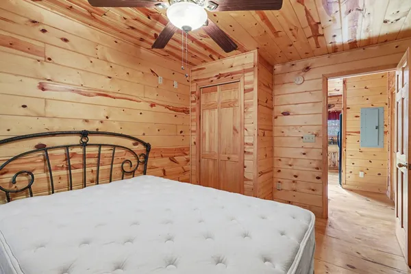 $279,900 | 105 Cozy Pne Lane, Murphy, NC 28906