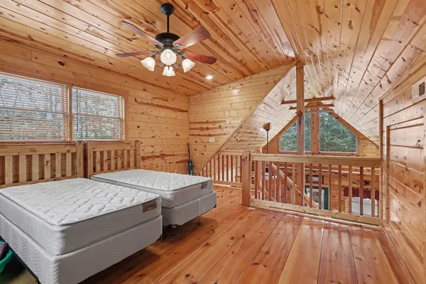 $279,900 | 105 Cozy Pne Lane, Murphy, NC 28906