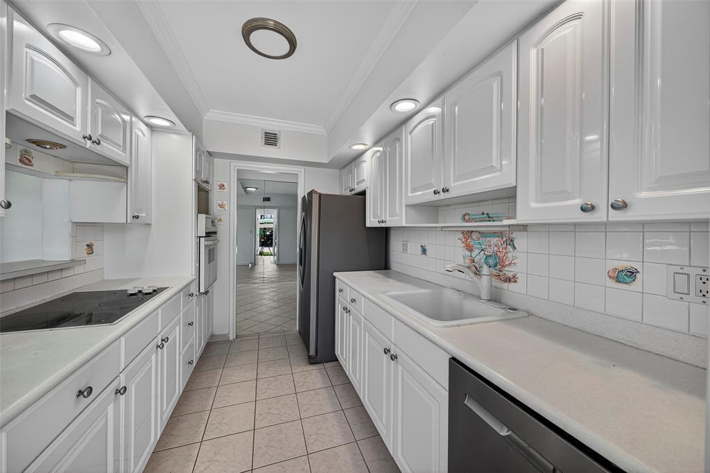 180 Isle Of Venice Drive, Unit 99 Fort Lauderdale, FL 33301 - Photo 39 of 54