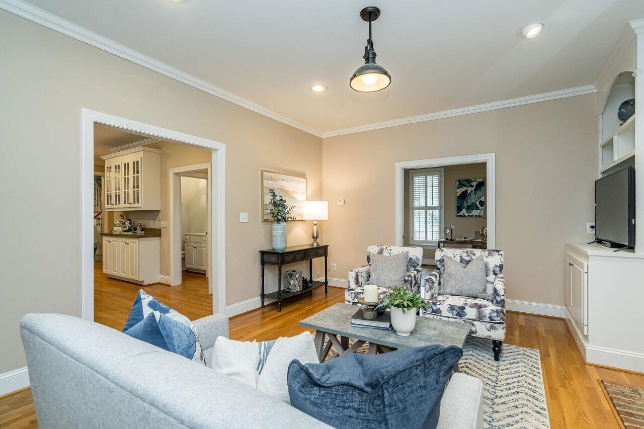 633 Sarah Lawrence Court Raleigh, NC 27609 - Photo 5 of 30 Photo 5