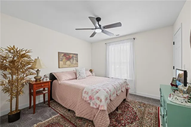 $255,900 | 811 South Marion Avenue, Independence, MO 64052