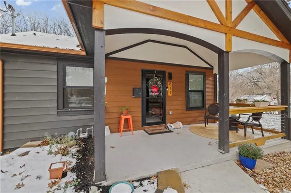 $235,000 | 811 South Marion Avenue, Independence, MO 64052