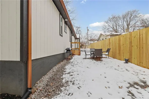 $235,000 | 811 South Marion Avenue, Independence, MO 64052