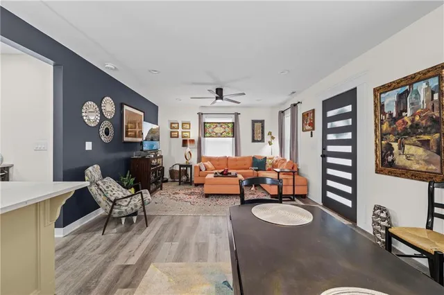 $255,900 | 811 South Marion Avenue, Independence, MO 64052