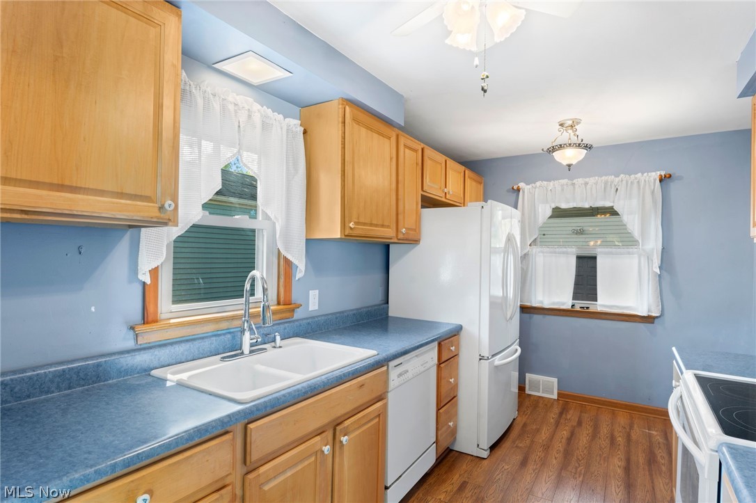 30104 Barjode Road Willowick, OH 44095 - Photo 8 of 27 Gallery Image 8