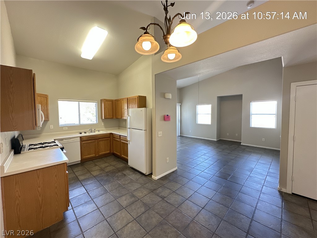 2152 Quarry Ridge Street, Unit 202 Las Vegas, NV 89117 - Photo 11 of 41